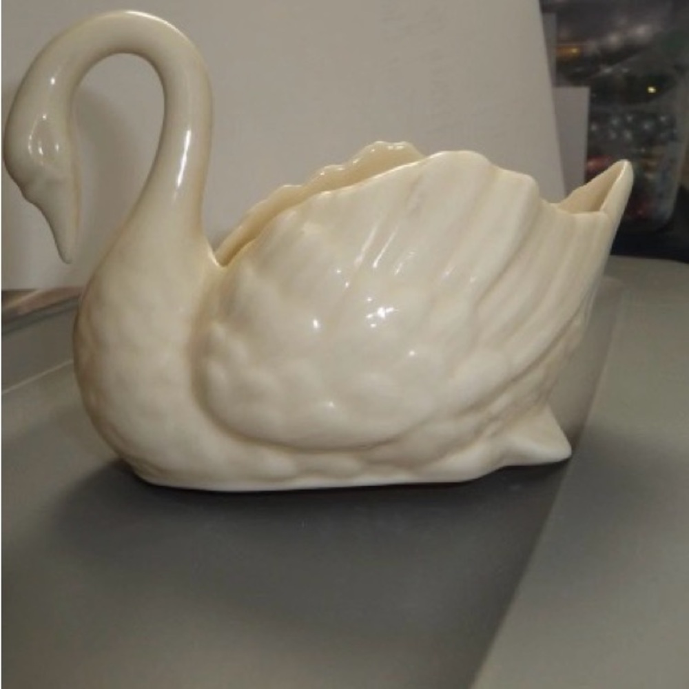 Lenox Swan